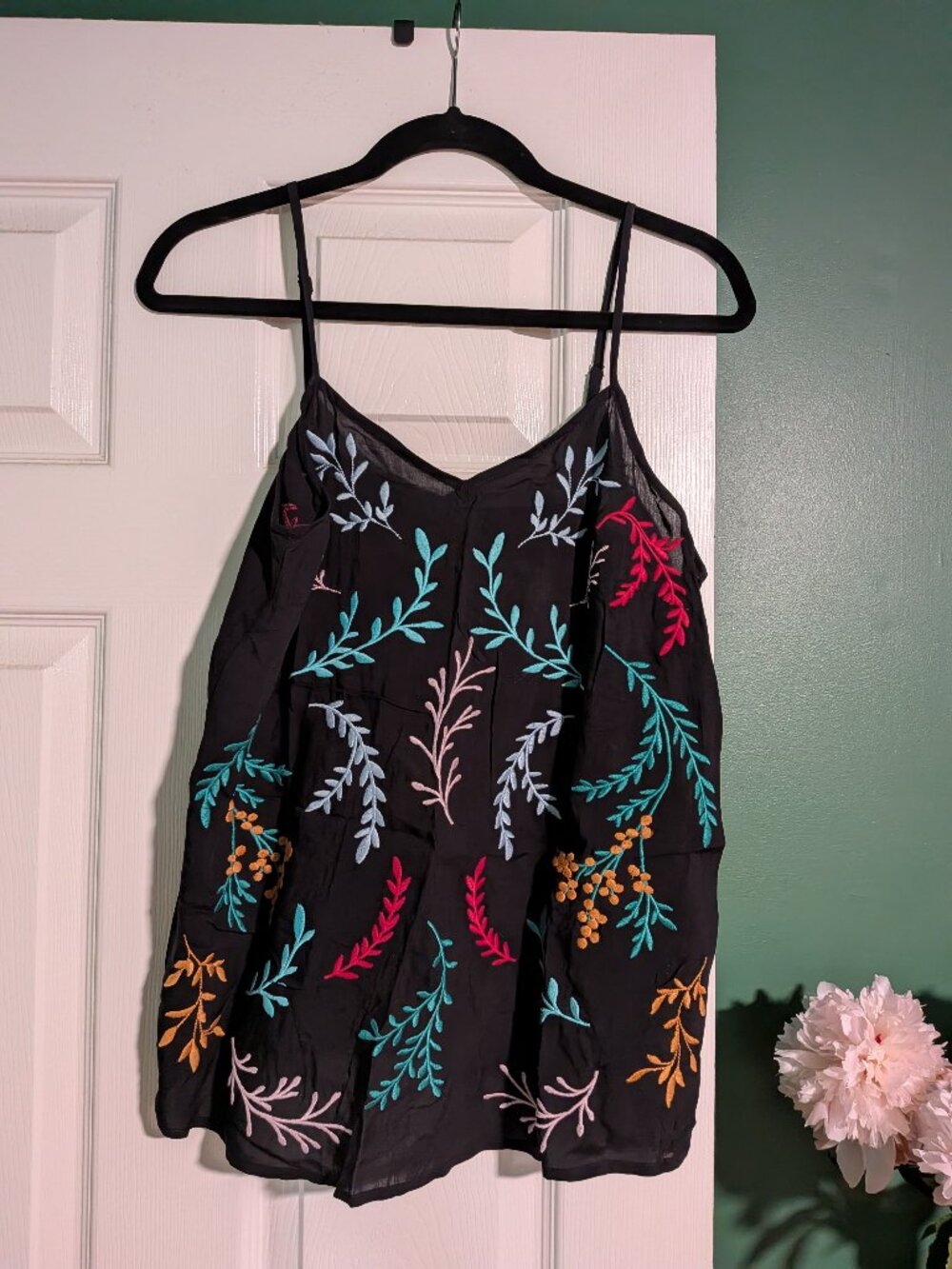 Black Embroidered Tank Top, Sz M